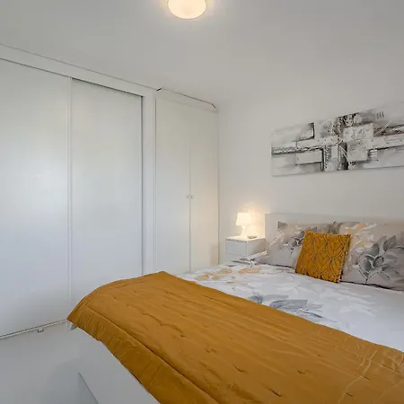 Ferienhaus House